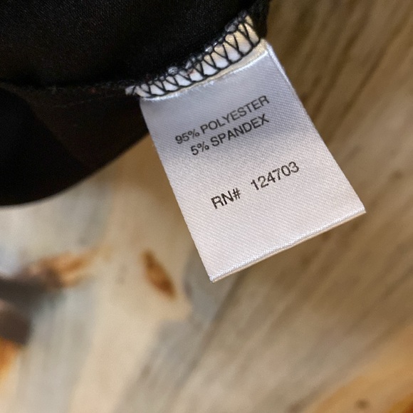 Joni B NWOT Stretchy Sleeveless Cowl Neck Top - Picture 4 of 4